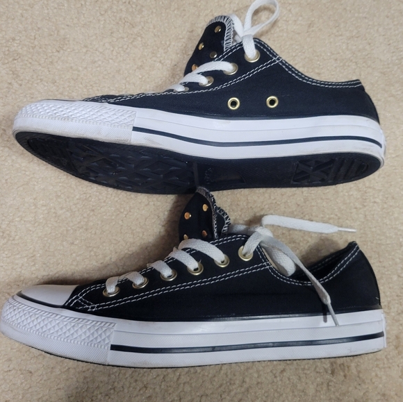 Women's Converse All Star sneakers with golden hardware - Picture 7 of 11